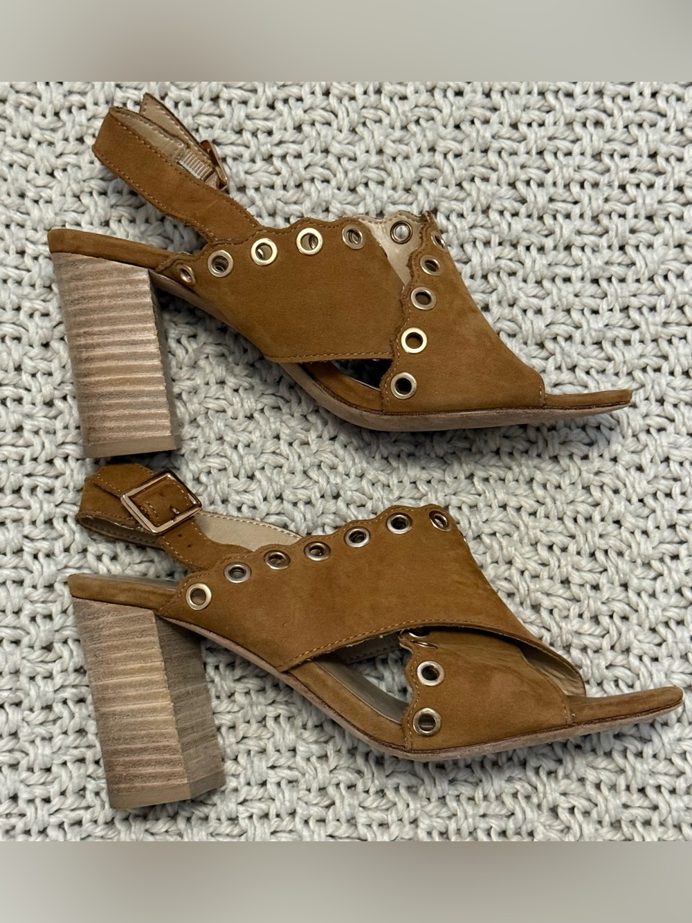 Vaneli Brown Suede Eyelet Slingback stacked heel Sandals Size 6.5